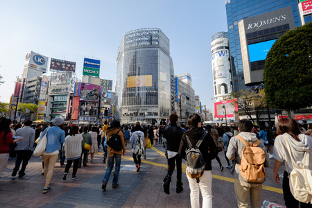 SHIBUYA, TOKYO - 2014 APRIL 1  Shibuya is one of many fashion districts of Tokyo  It is famous for scrambled crossing のeditorial素材