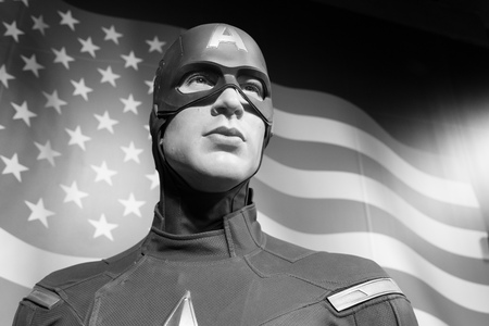 BANGKOK, THAILAND - CIRCA August, 2015: Wax figure of the famous Captain America from Madame Tussauds, Siam Discovery, Bangkokのeditorial素材