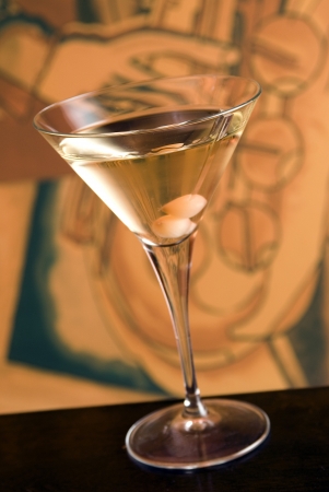 Wodka Gibson cocktail in a martini glassの写真素材