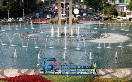 Fountain in the center of jakartaの写真素材