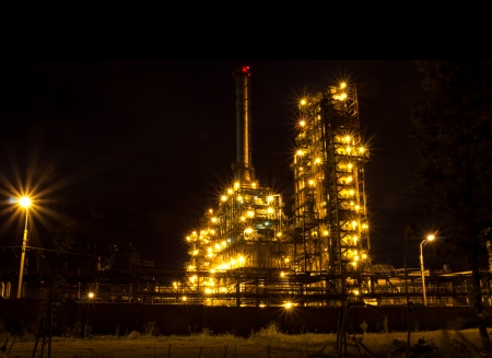 The glow of lights refinery with constant cycle  Russia, Yaroslavlのeditorial素材