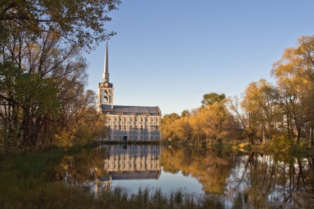 Temple Peter and Paul on the banks of the pond. Yaroslavl, Russiaの写真素材