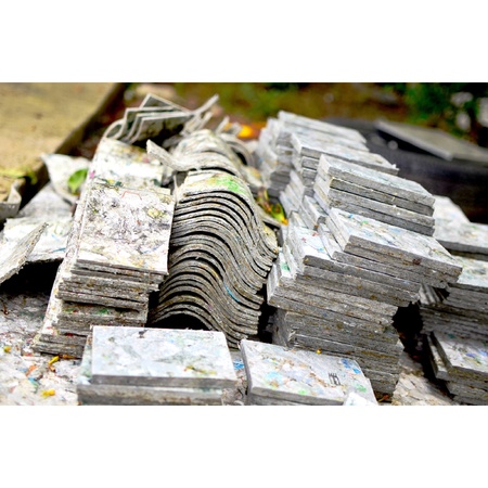 Parts of roof and wall from recycle foilの素材