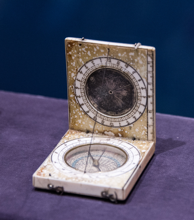 Astrolabeのeditorial素材