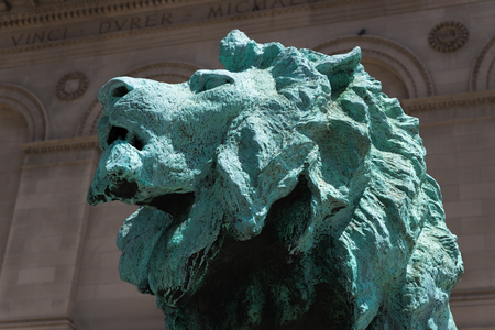 Blue lion monument in a downtown of Chicagoの写真素材