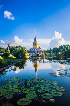 Prathatnadoon Stupaの写真素材