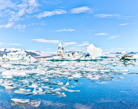 PanorPanoramic pictures over Joekularson glacier lagoon with frifting iceberg in summer