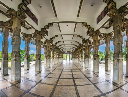 Independence Memorial Hall in Colombo Sri Lanka with symmetrical pillars and no people visible, during daytimeの写真素材