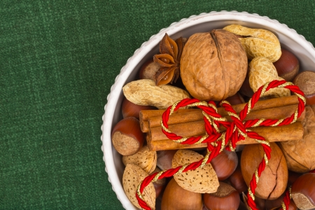  Anise, cinnamon and nuts の写真素材