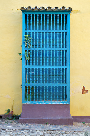 Colonial window bar, Trinidad, Cubaの写真素材