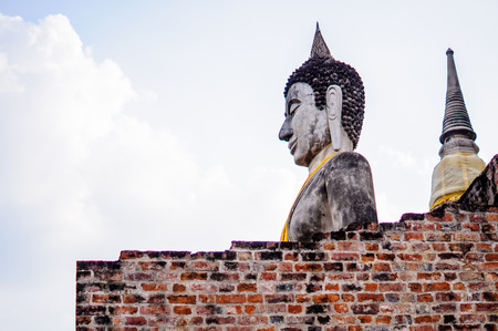 Old big buddha statueの写真素材