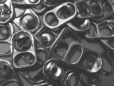 Recycling aluminum lid can be used to make artificial legs. black and whiteの写真素材