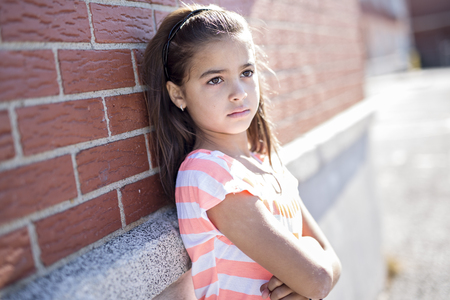 elementary student going back to schoolの写真素材