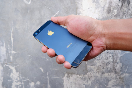 old iphone 5 spesial gold edition designed by Steve Jobsのeditorial素材