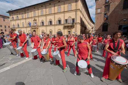 Afro-Brazilian Percussion Group Playing Drums In the Streets of Siena, Tuscany, Italyのeditorial素材