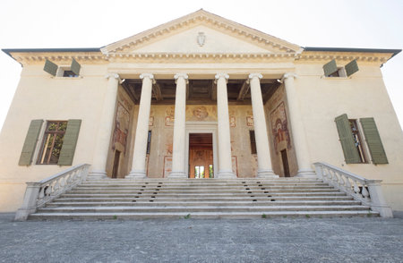 Facade of the Villa Badoer in Fratta Polesine in the Veneto region of northern Italy. Designed by Renaissance architect Andrea Palladio for the Venetian noble Francesco Badoer.のeditorial素材