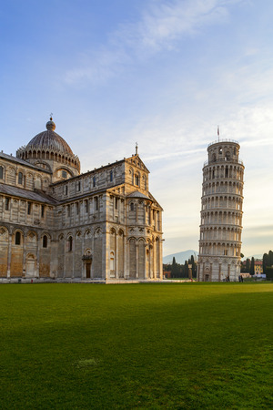 piazza dei miracoli view in pisaの写真素材