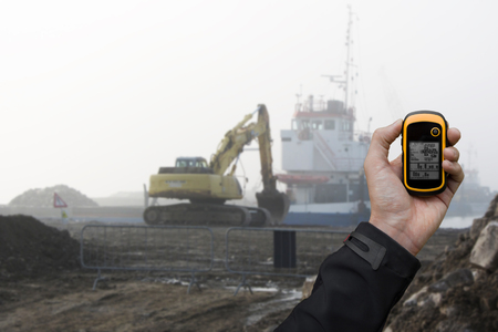 finding the right position inside a construction site via gps