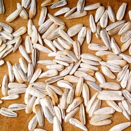 white sunflower seeds