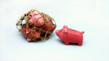A standing out piggy bankの素材