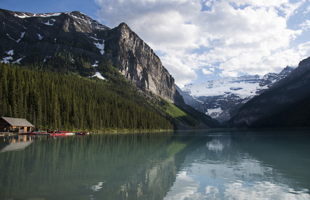 Lake Louise Canoesの写真素材