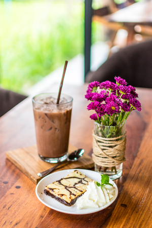 Iced chocolate with white chocolate brownieの写真素材