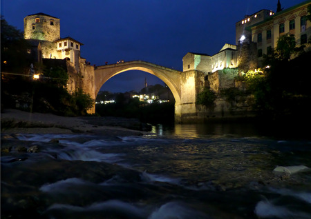 The Old Bridge over the Neretva River at Night, the Historic Town of Mostar, Bosnia and Herzegovina, Balkans, Europeの写真素材