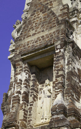 Details of Wat Racha Burana Central Prang's Ruins, a Remarkable UNESCO World Heritage Site in Ayutthaya Historical Park, Thailandの写真素材