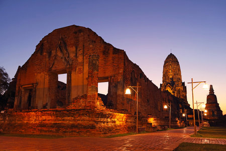 Amazing Remains of Wat Racha Burana in the Twilight, where a Number of Ayutthaya's precious treasures found by archaeologists, Thailandの写真素材