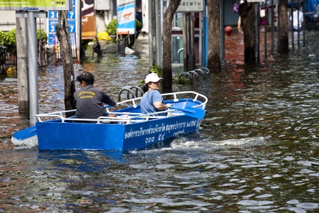 Bangkok, Thailand - November 5, 2011: Traffic in Bangkok during the worst flooding in decades.のeditorial素材