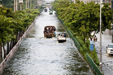 Bangkok, Thailand - November 5, 2011: Traffic in Bangkok during the worst flooding in decades.のeditorial素材