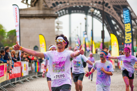 Color run in Paris - Franceのeditorial素材