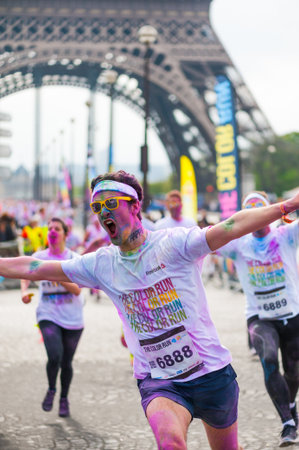 Color run in Paris - Franceのeditorial素材