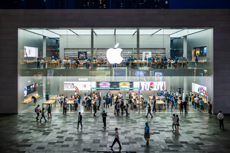Chengdu, Sichuan province, China - Sept 22, 2022: Apple Store facade at night in Taikooli commercial area, downtown Chengduのeditorial素材