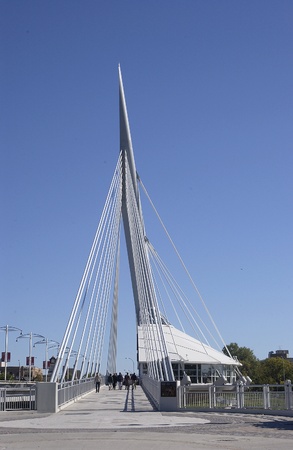 Esplanade Riel bridge, Winnipeg, Manitoba   のeditorial素材