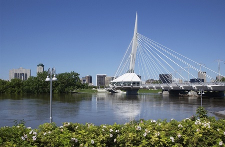 Esplanade Riel bridge, Winnipeg, Manitoba   のeditorial素材