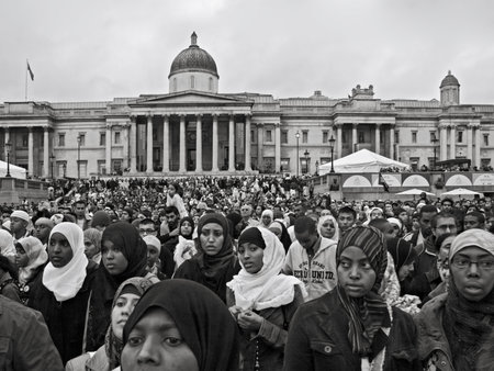 London, United Kingdom - October 28, 2006: Thousands of people from all cultures joined together for the annual Eid Festival in Trafalgar Square - one of the biggest Muslim gatherings in Europe.のeditorial素材