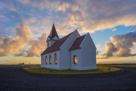 the oldest concrete church of iceland