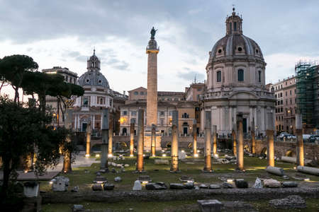 The Roman Forum in Rome at sunsetのeditorial素材