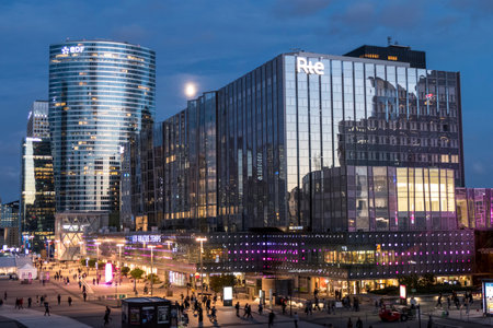 Paris, France - 09-10-2018: the skyscrapers of La Defense in Paris illuminated during twilightのeditorial素材