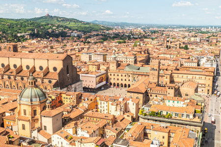 Bologna, Italy: 04-15-2021: Aerial view of Bologna with the beautiful Maggiore Square and the towerのeditorial素材