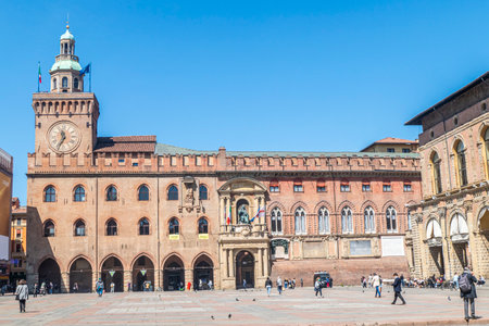 Bologna, Italy - 05-01-2021: Ancient buildings in Piazza Maggiore in Bolognaのeditorial素材