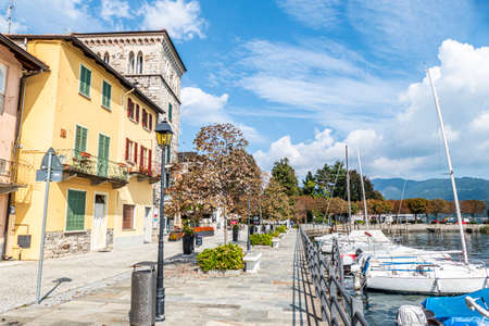 Pella, Italy: 07-09-2021: The beautiful promenade near the Lake Orta in Pellaのeditorial素材