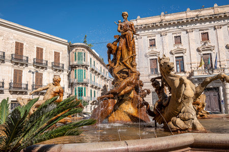 Syracuse, Italy - 09-16-2022: Piazza Archimede in Syracuse with the beautiful Diana Fountainのeditorial素材