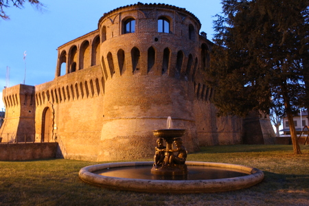 castle with fountainのeditorial素材