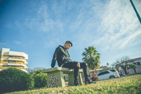 Young man modeling in cityのeditorial素材