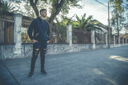 Young man modeling in cityのeditorial素材