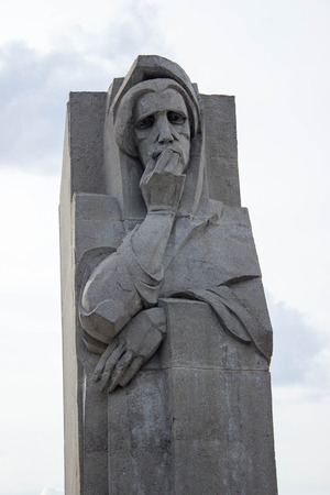 great statue in memory of fallen soldiers in war, honor the courageのeditorial素材
