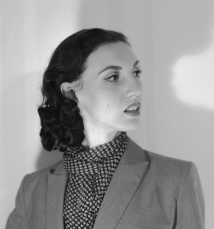 portrait of a beautiful girl in the image celebrity movie star old Hollywood past makeup beauty fashion styleの写真素材