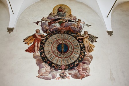 Bologna 09.04.2010 - Fresco with very old clockのeditorial素材